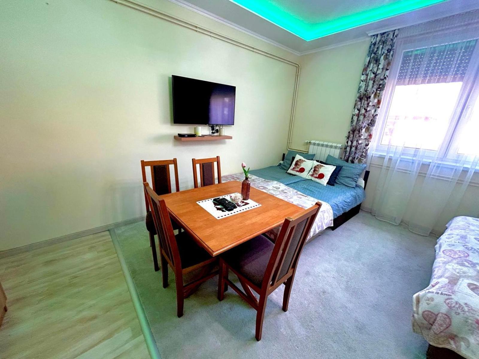 Belien Apartman Mako Exterior photo